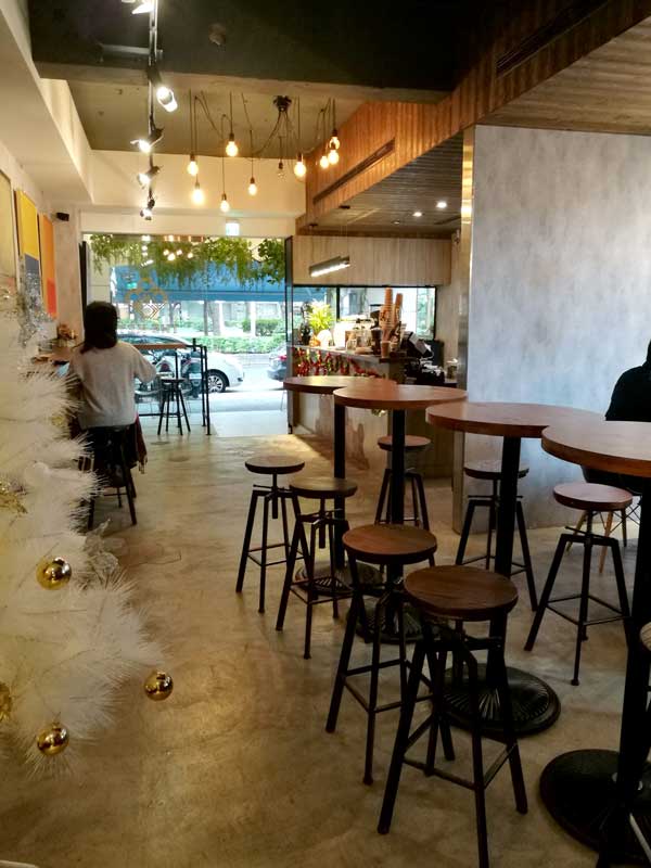 店内-Twin Brothers Cafe：台北東区でゆっくり読書ができるカフェ-idobon.com